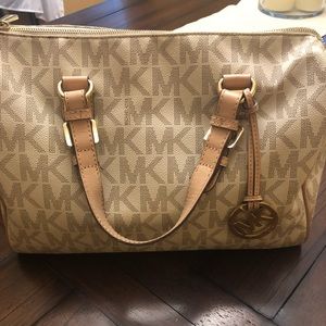Michael kors satchel Grayson vanilla
